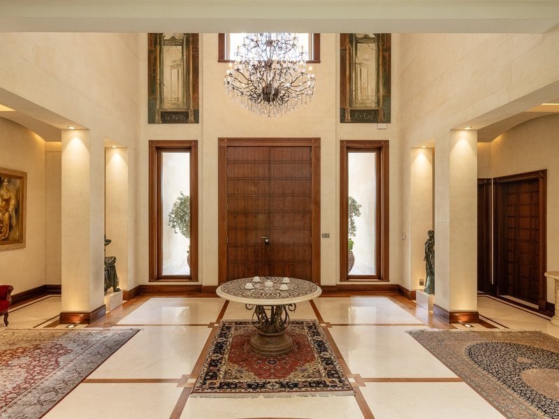 14 Images - Last Full Image- Exquisite Luxury Villa in Exclusive Community.pdf-image-007