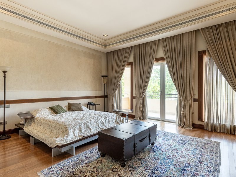 14 Images - Last Full Image- Exquisite Luxury Villa in Exclusive Community.pdf-image-012